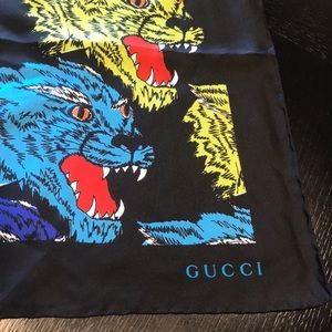 gucci rainbow panther scarf